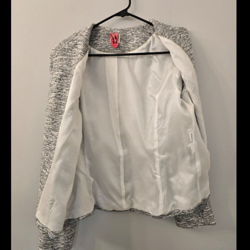 Anne Klein Collarless Tweed Blazer - Like New & Just Dry-Cleaned! - Size 14 - Picture 4 of 4